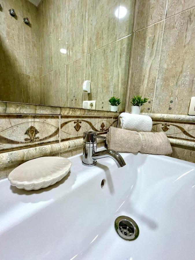 Gatu Villa Gadir, Preferente Mayores De 25 Anos Y Familias Cadiz Bagian luar foto